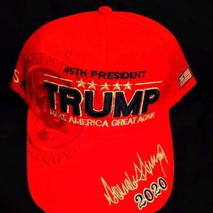 Trump 2020 45th president red hat signed